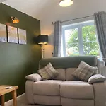 Brambling Fields And Отель типа 