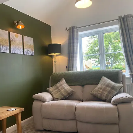 Brambling Fields And Bed & Breakfast 4*