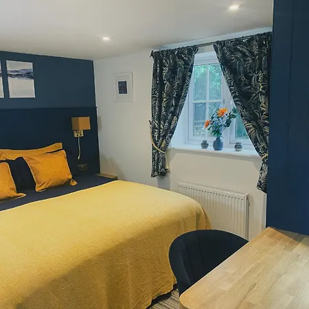 Brambling Fields And Bed & Breakfast Malton