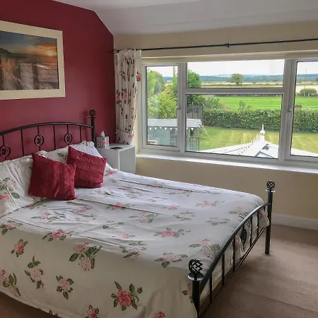 Brambling Fields And Bed & Breakfast 4*