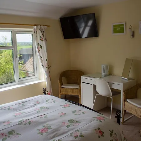 Bed & Breakfast Brambling Fields And 4*